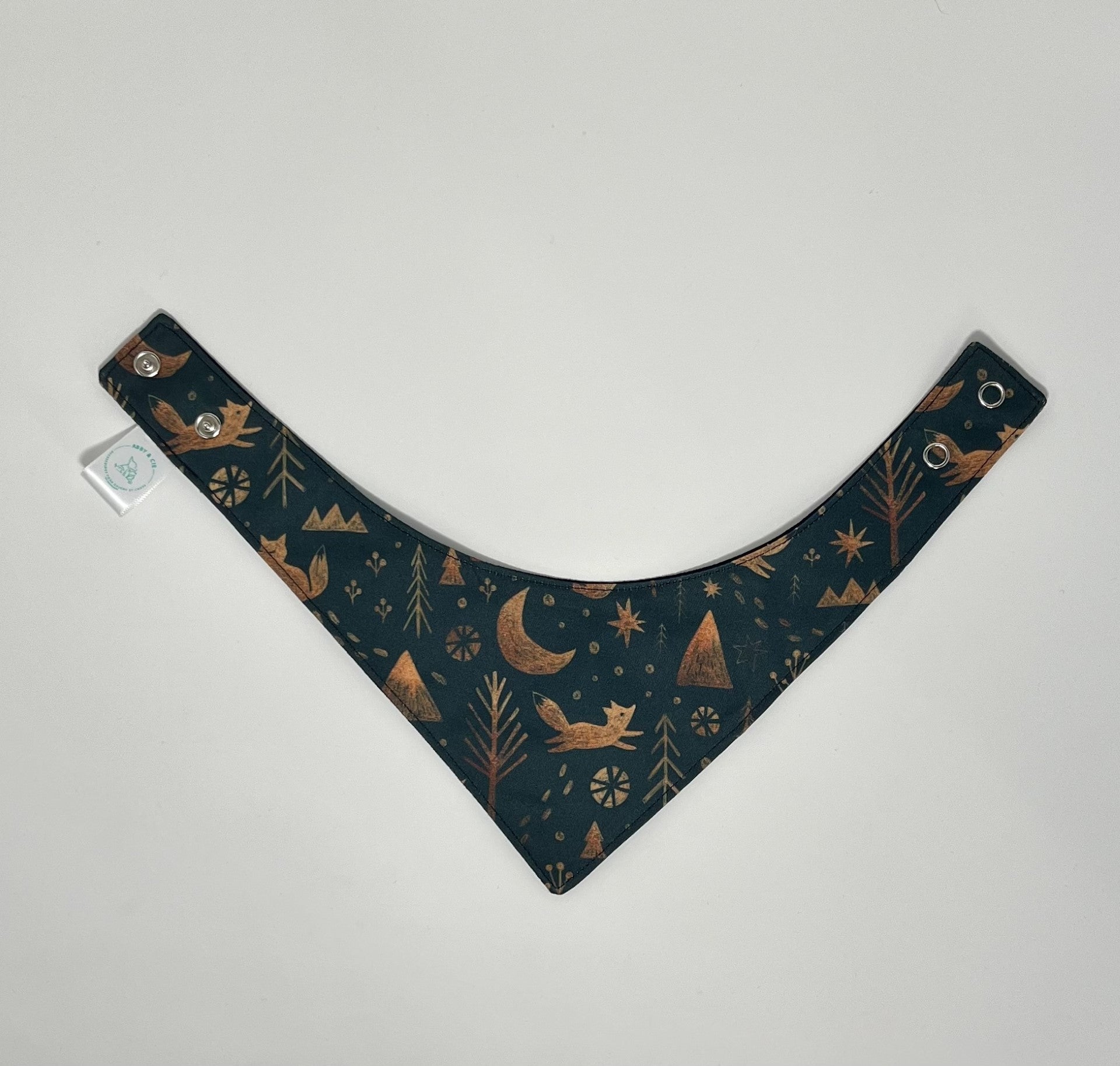 Foulard à motifs de renards